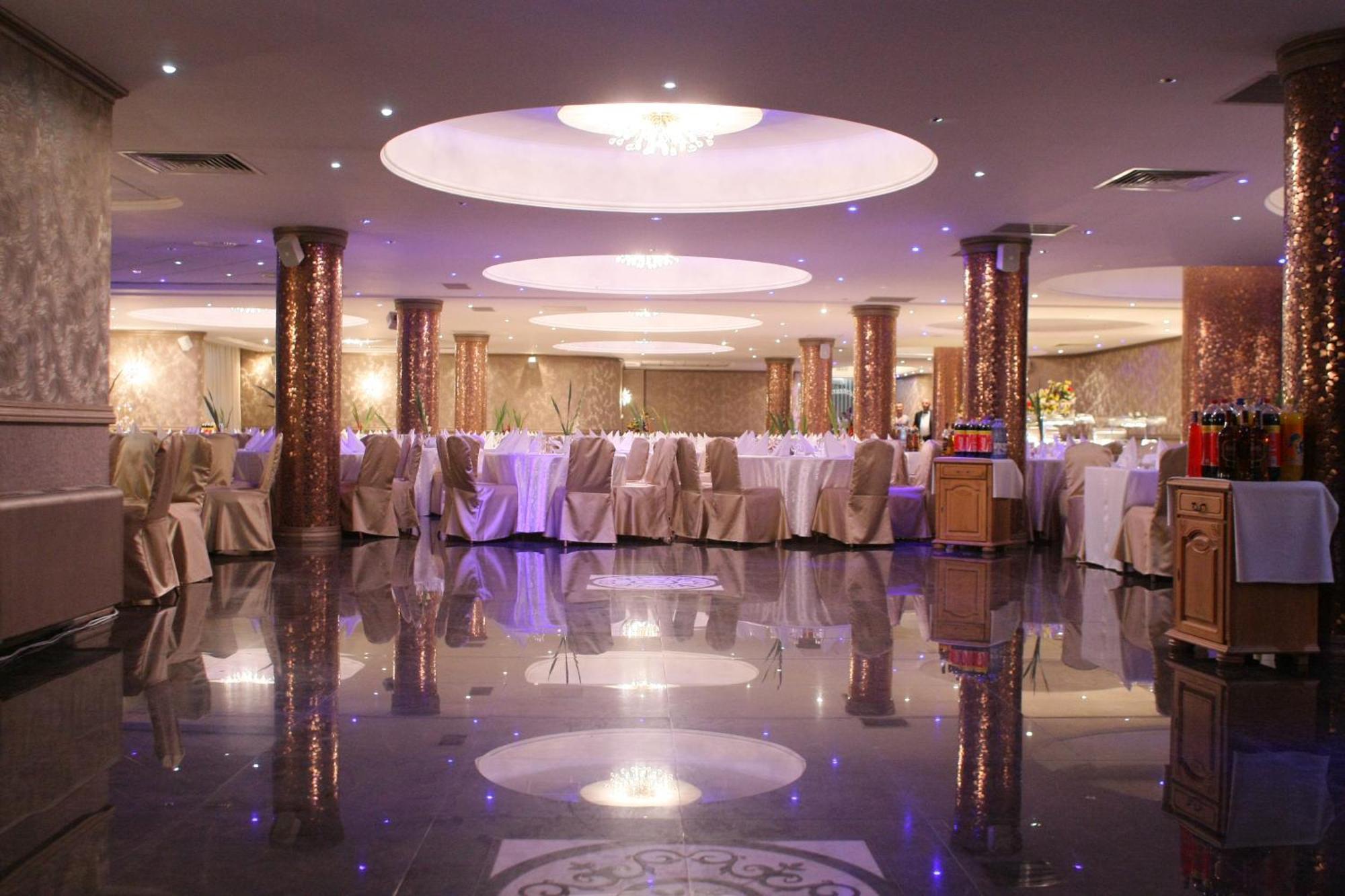Hotel International Băile Felix Exteriör bild