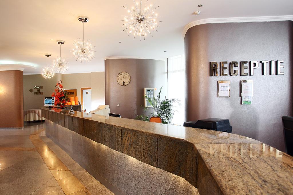 Hotel International Băile Felix Exteriör bild