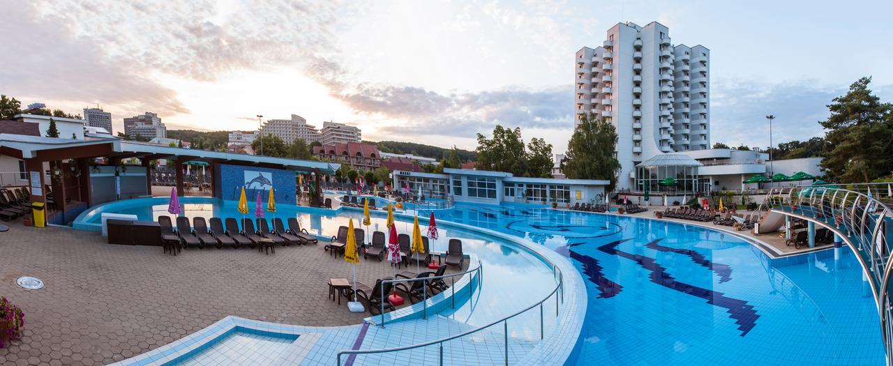 Hotel International Băile Felix Exteriör bild