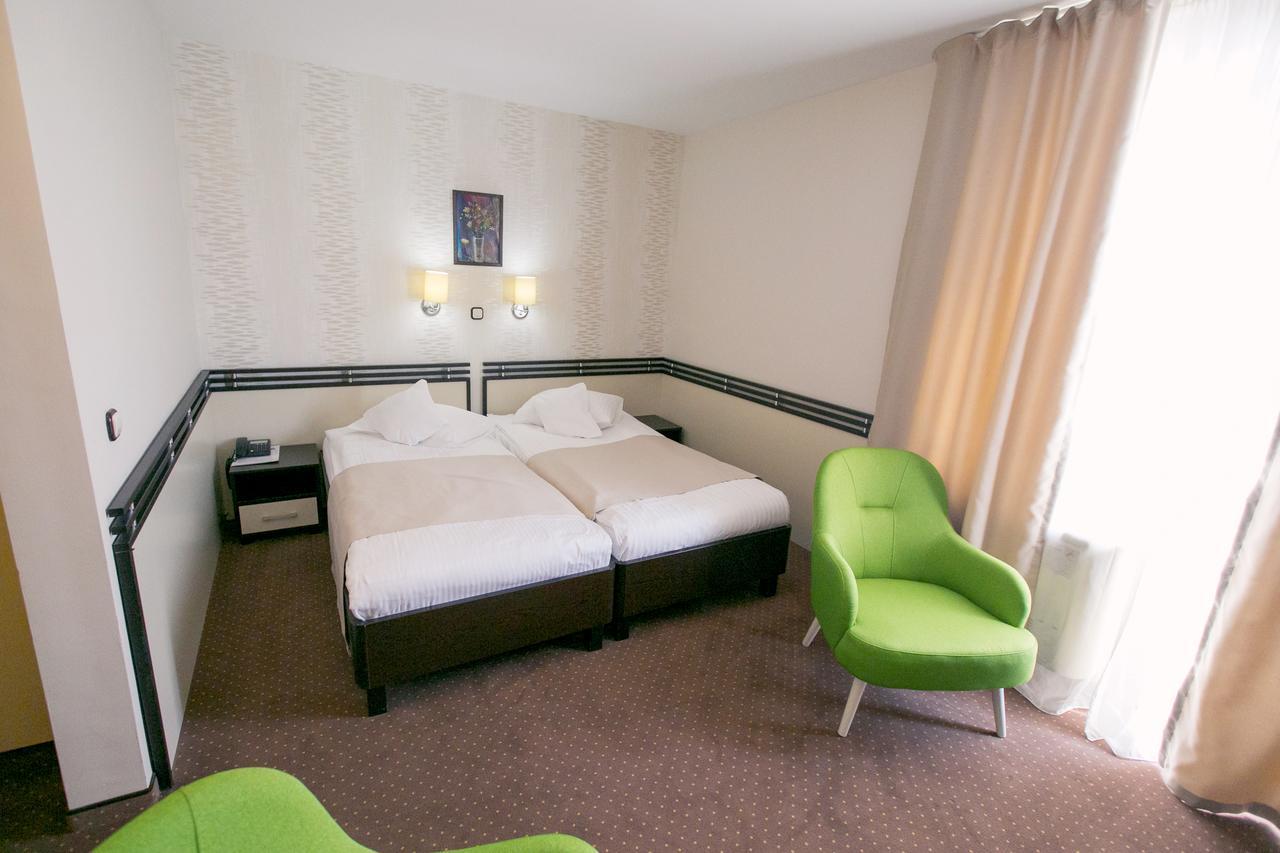 Hotel International Băile Felix Exteriör bild