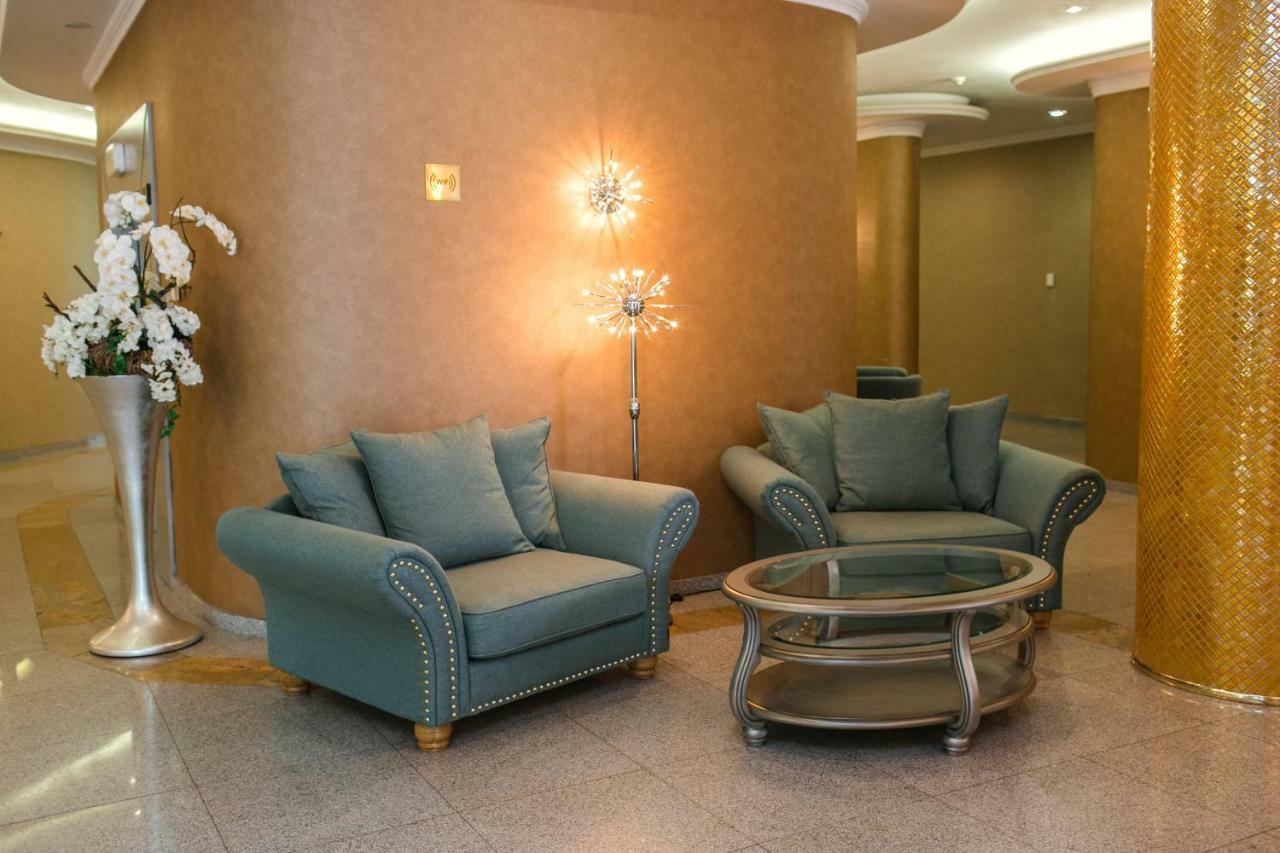 Hotel International Băile Felix Exteriör bild